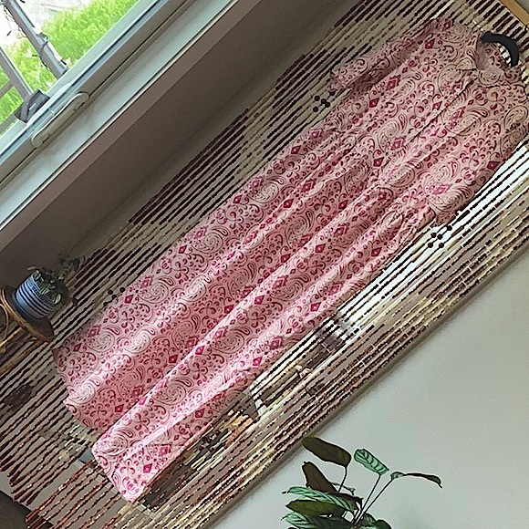 GORGEOUS Pink & Cream Maxi Button Up Dress - Picture 2 of 9